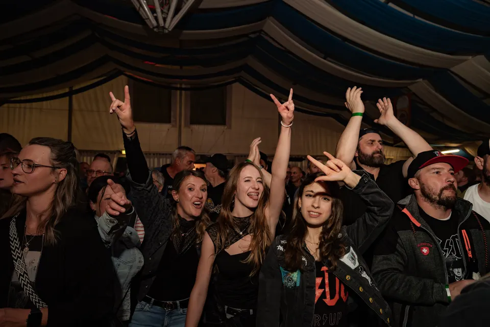 Gründungsfest FF Niederperlesreut - Freitag – Foto 101 von 397