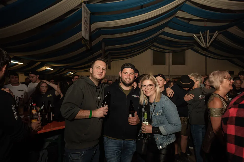 Gründungsfest FF Niederperlesreut - Freitag – Foto 108 von 397