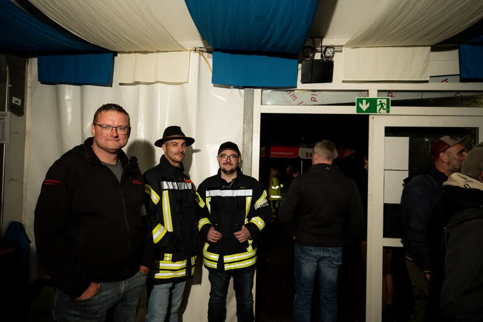 Gründungsfest FF Niederperlesreut - Freitag – Foto 151 von 397