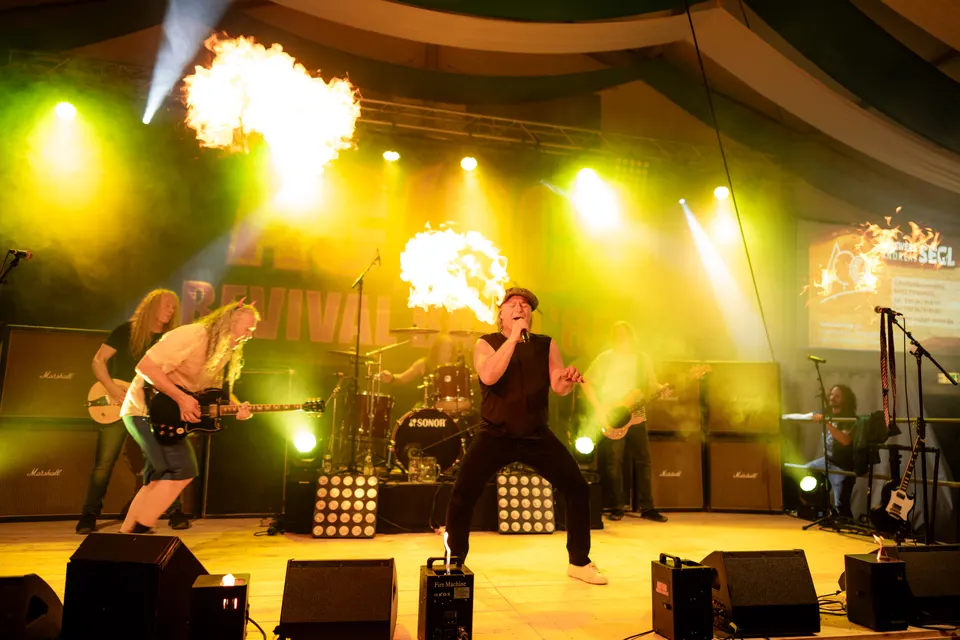 Gründungsfest FF Niederperlesreut - Freitag – Foto 184 von 397