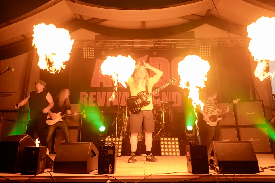 Gründungsfest FF Niederperlesreut - Freitag – Foto 199 von 397