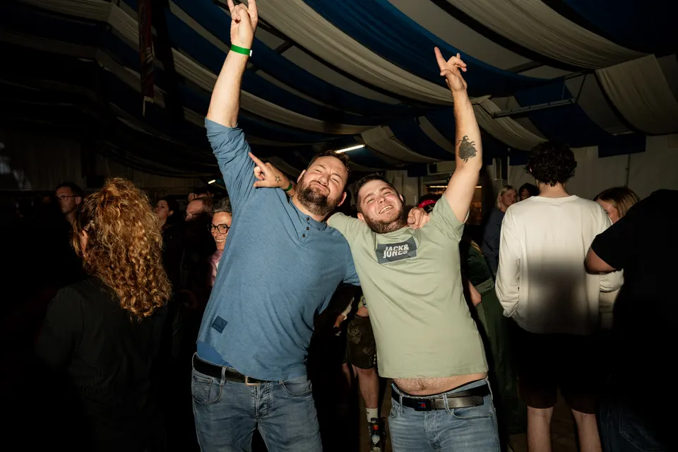Gründungsfest FF Niederperlesreut - Freitag – Foto 204 von 397