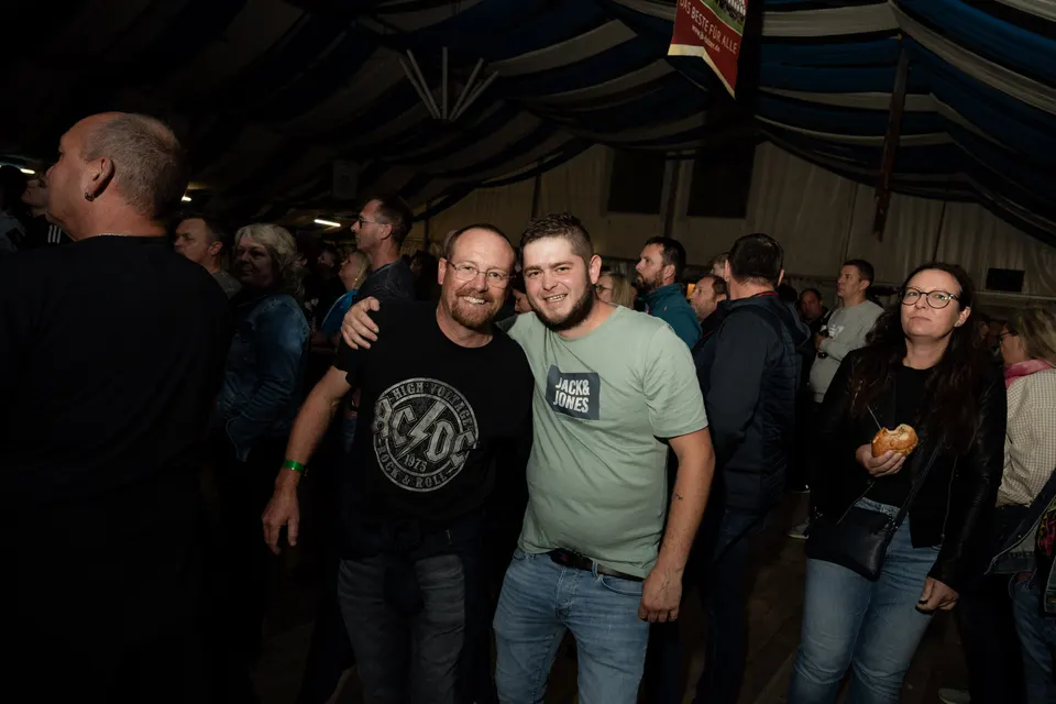 Gründungsfest FF Niederperlesreut - Freitag – Foto 209 von 397