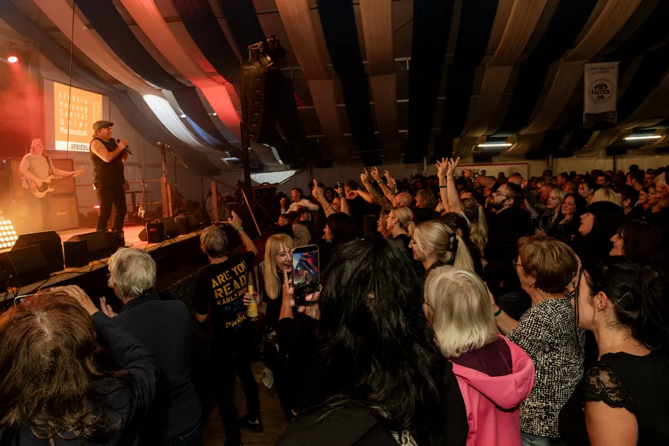 Gründungsfest FF Niederperlesreut - Freitag – Foto 216 von 397