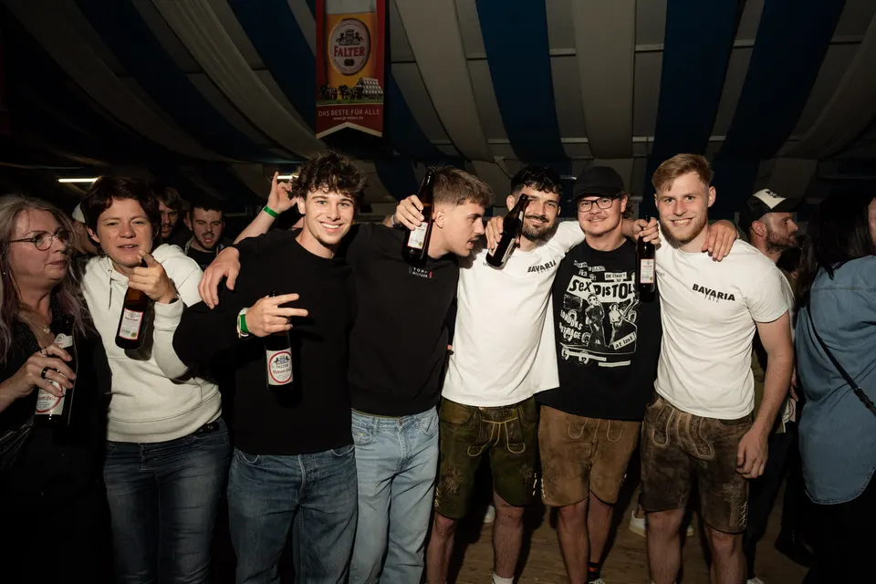 Gründungsfest FF Niederperlesreut - Freitag – Foto 259 von 397