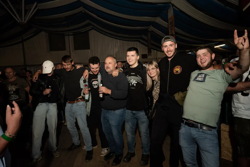 Gründungsfest FF Niederperlesreut - Freitag – Foto 265 von 397