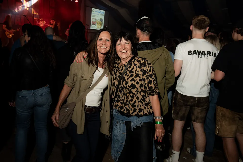 Gründungsfest FF Niederperlesreut - Freitag – Foto 267 von 397