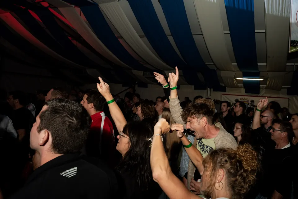 Gründungsfest FF Niederperlesreut - Freitag – Foto 273 von 397