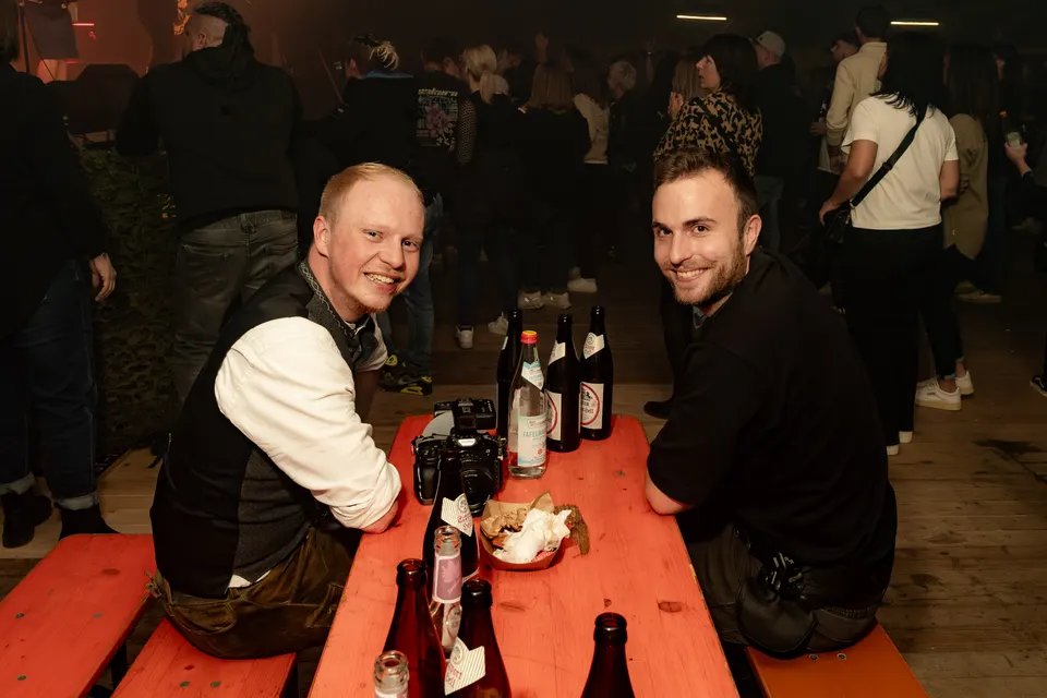 Gründungsfest FF Niederperlesreut - Freitag – Foto 303 von 397