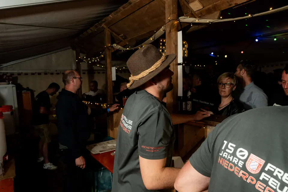 Gründungsfest FF Niederperlesreut - Freitag – Foto 311 von 397