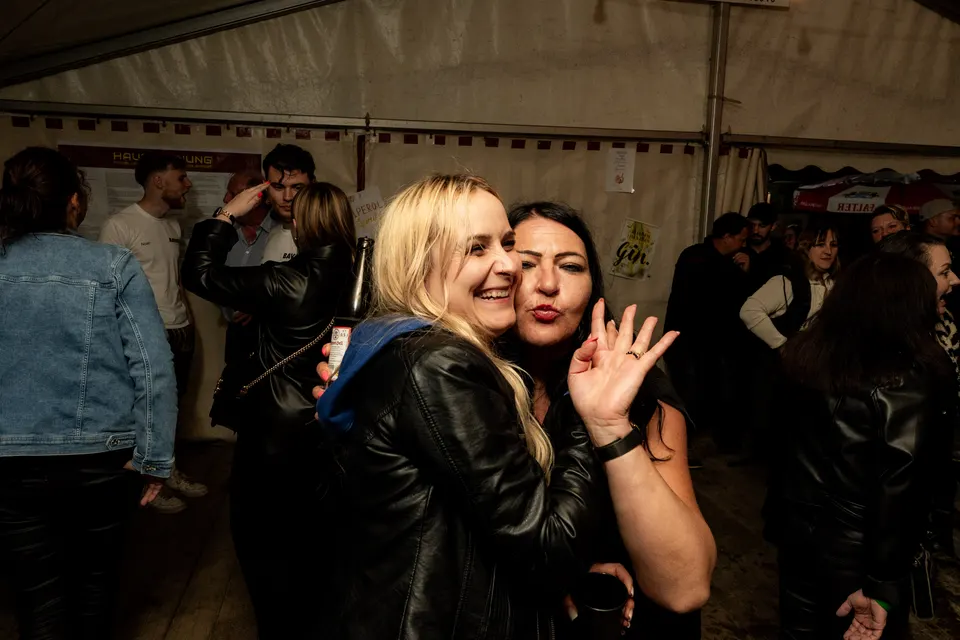 Gründungsfest FF Niederperlesreut - Freitag – Foto 368 von 397