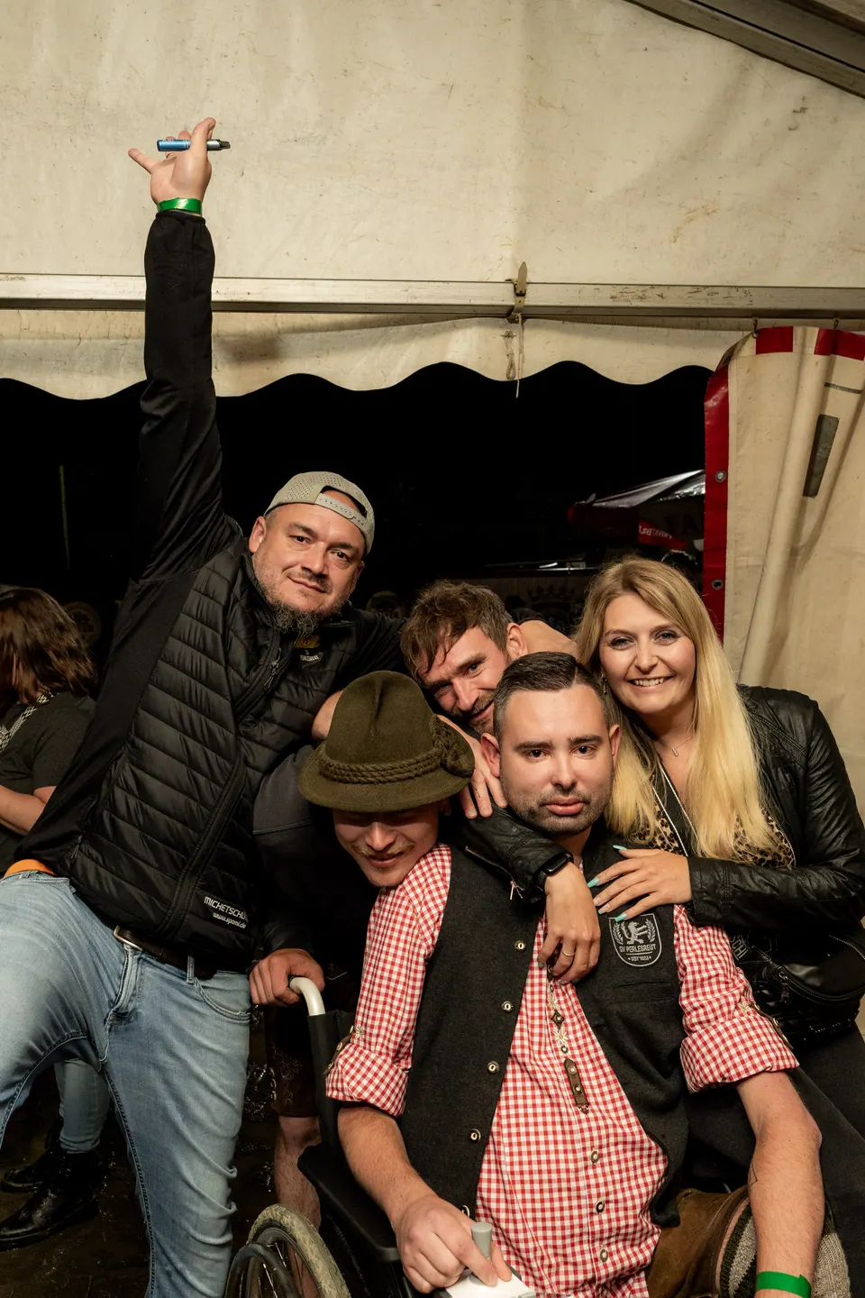 Gründungsfest FF Niederperlesreut - Freitag – Foto 372 von 397
