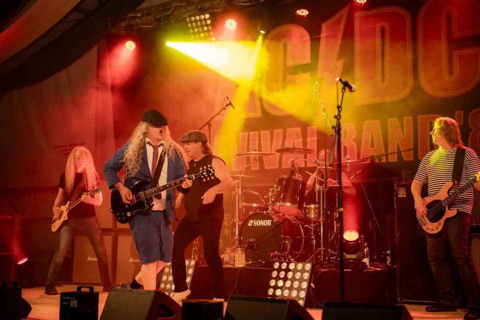 Gründungsfest FF Niederperlesreut - Freitag – Foto 47 von 397