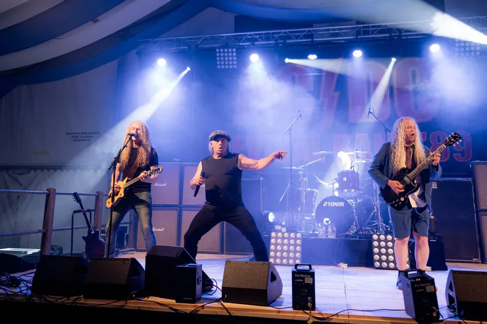 Gründungsfest FF Niederperlesreut - Freitag – Foto 79 von 397