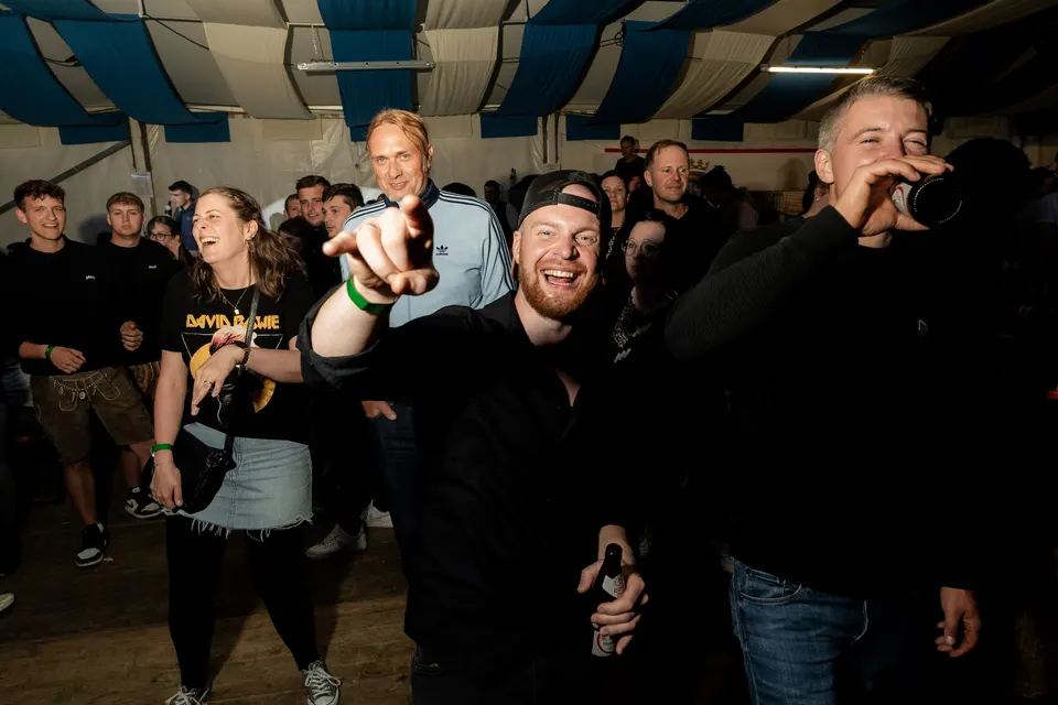 Gründungsfest FF Niederperlesreut - Freitag – Foto 84 von 397