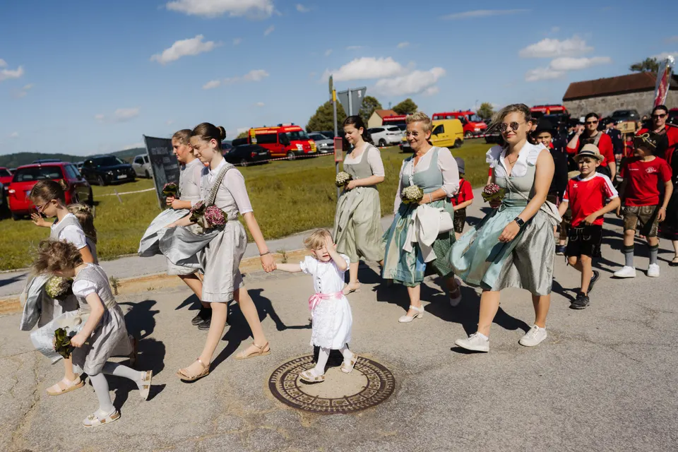 Gründungsfest FF Niederperlesreut - Samstag – Foto 150 von 730