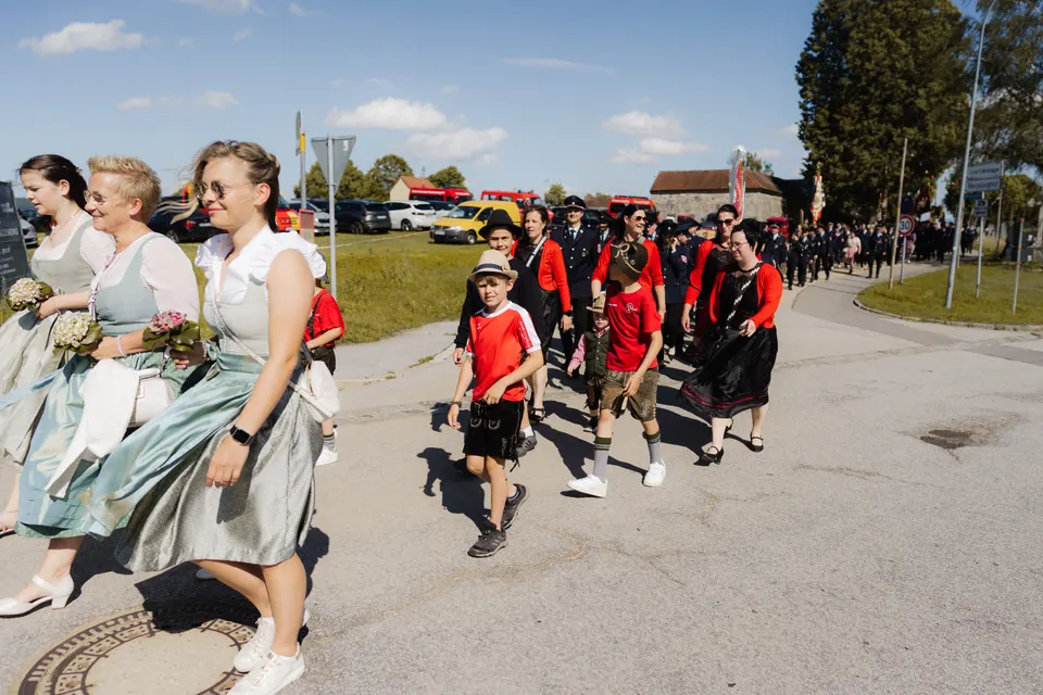 Gründungsfest FF Niederperlesreut - Samstag – Foto 151 von 730