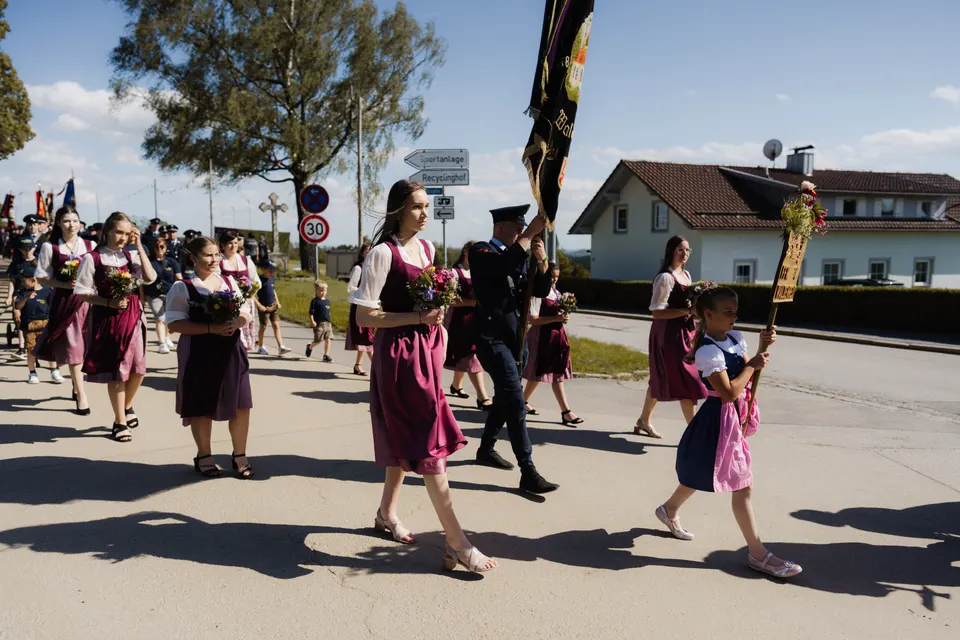 Gründungsfest FF Niederperlesreut - Samstag – Foto 187 von 730