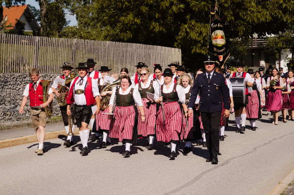 Gründungsfest FF Niederperlesreut - Samstag – Foto 227 von 730