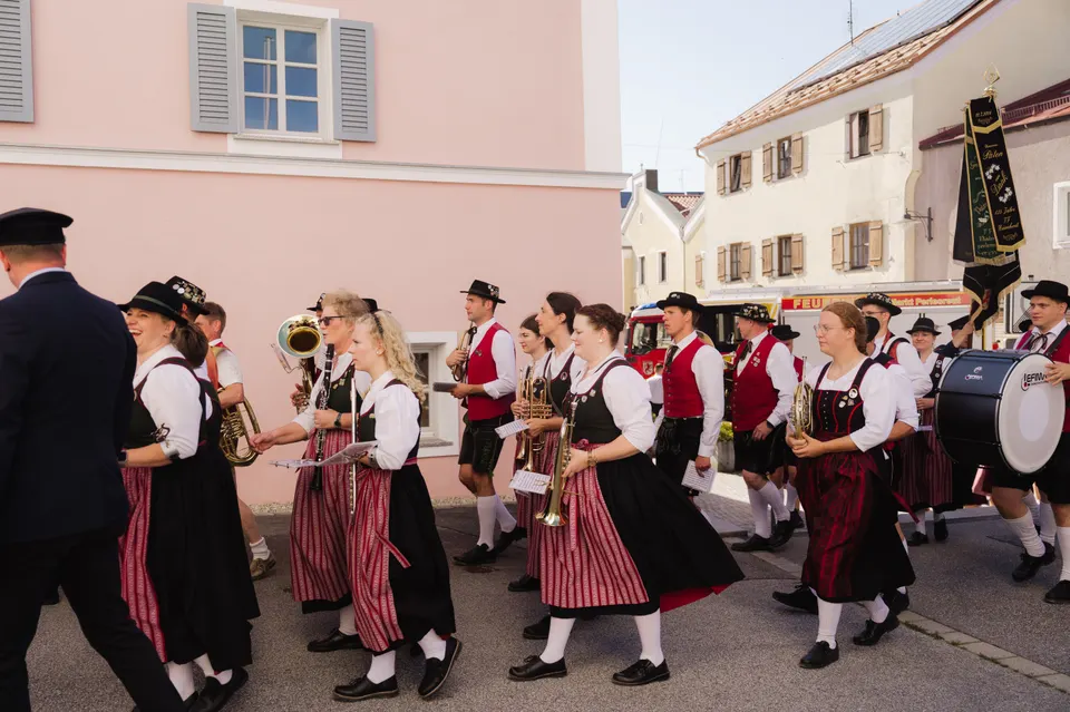 Gründungsfest FF Niederperlesreut - Samstag – Foto 255 von 730