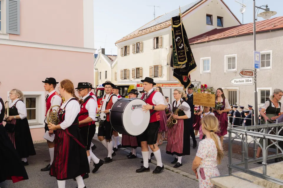 Gründungsfest FF Niederperlesreut - Samstag – Foto 257 von 730