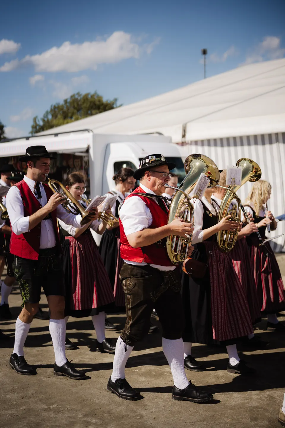 Gründungsfest FF Niederperlesreut - Samstag – Foto 26 von 730