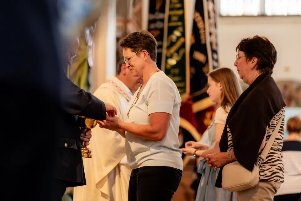 Gründungsfest FF Niederperlesreut - Samstag – Foto 324 von 730