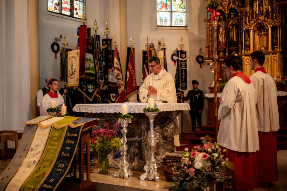 Gründungsfest FF Niederperlesreut - Samstag – Foto 326 von 730
