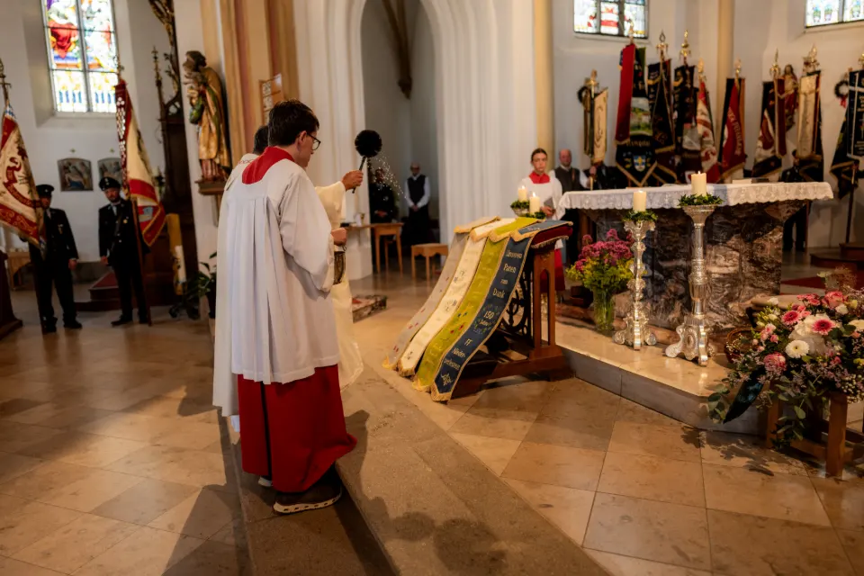 Gründungsfest FF Niederperlesreut - Samstag – Foto 328 von 730