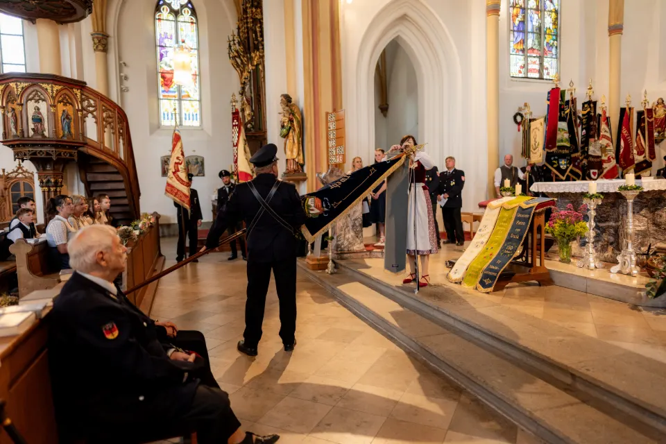 Gründungsfest FF Niederperlesreut - Samstag – Foto 330 von 730