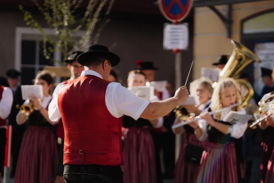 Gründungsfest FF Niederperlesreut - Samstag – Foto 373 von 730