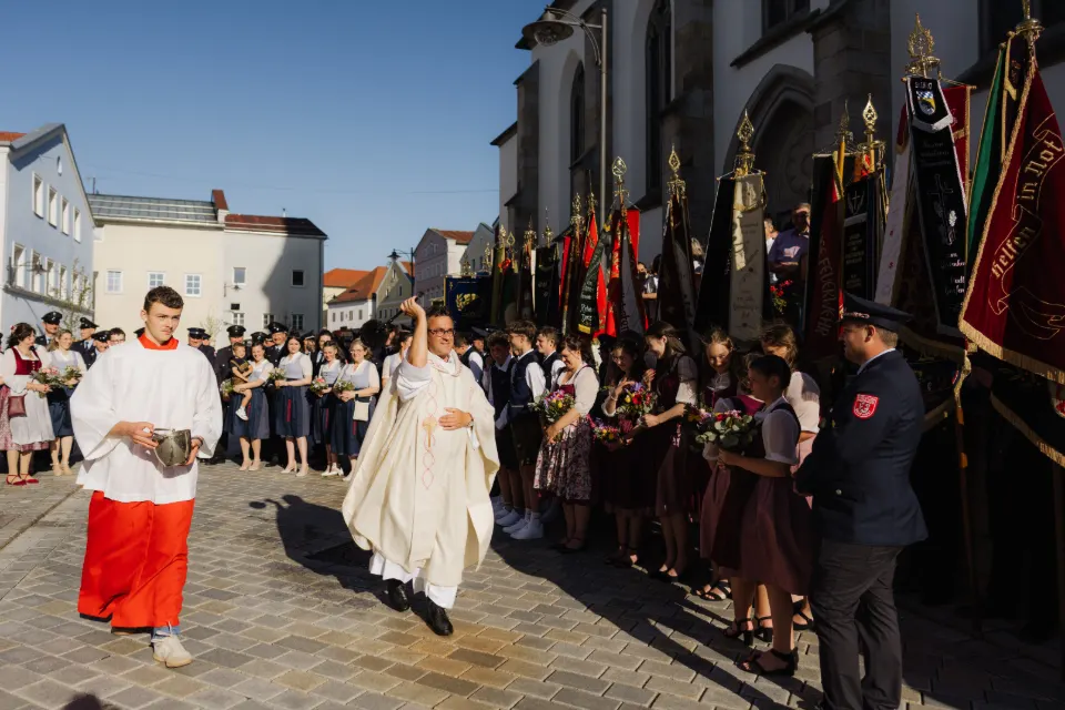 Gründungsfest FF Niederperlesreut - Samstag – Foto 387 von 730