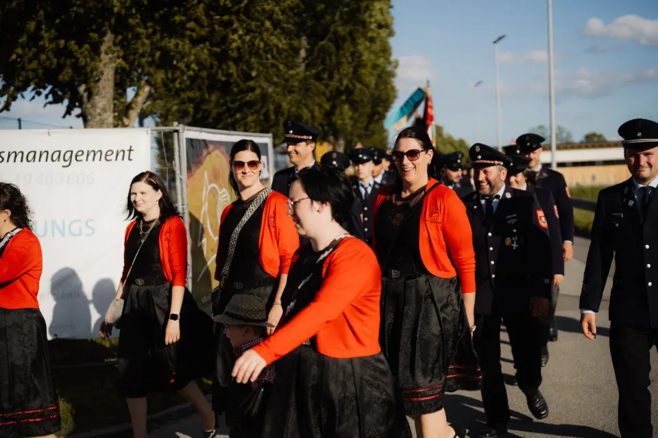 Gründungsfest FF Niederperlesreut - Samstag – Foto 437 von 730