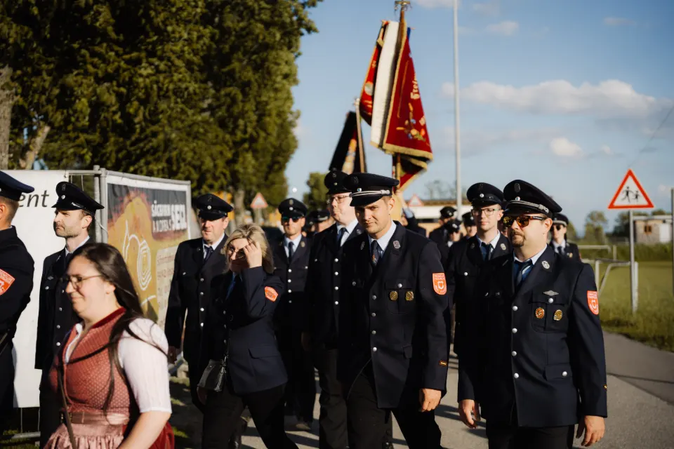 Gründungsfest FF Niederperlesreut - Samstag – Foto 456 von 730
