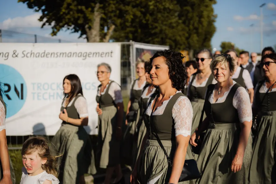 Gründungsfest FF Niederperlesreut - Samstag – Foto 467 von 730