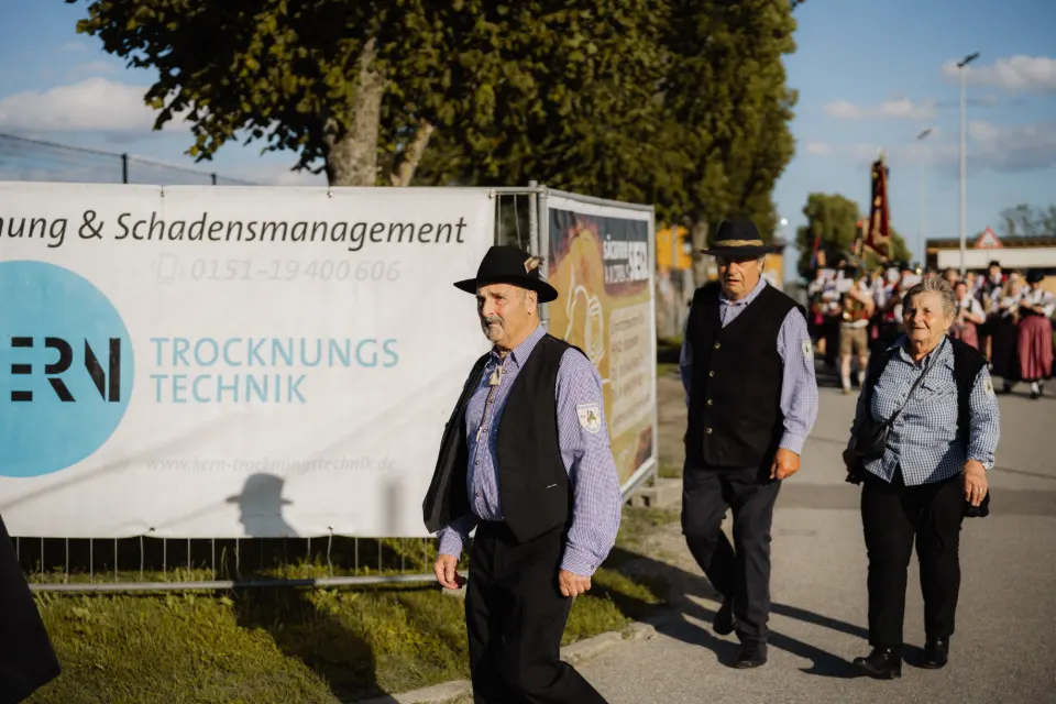 Gründungsfest FF Niederperlesreut - Samstag – Foto 478 von 730