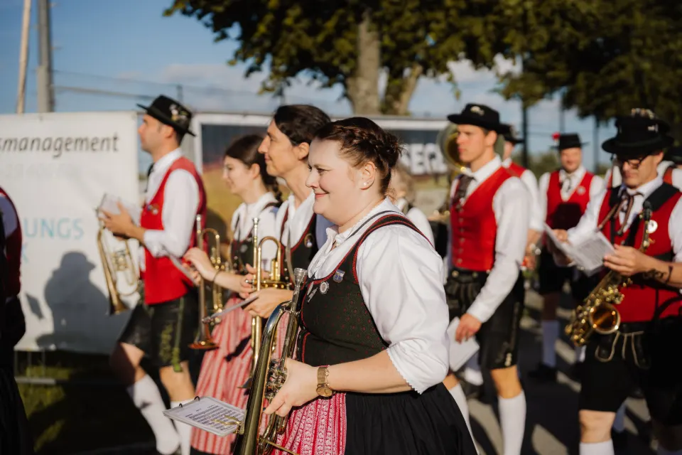 Gründungsfest FF Niederperlesreut - Samstag – Foto 485 von 730