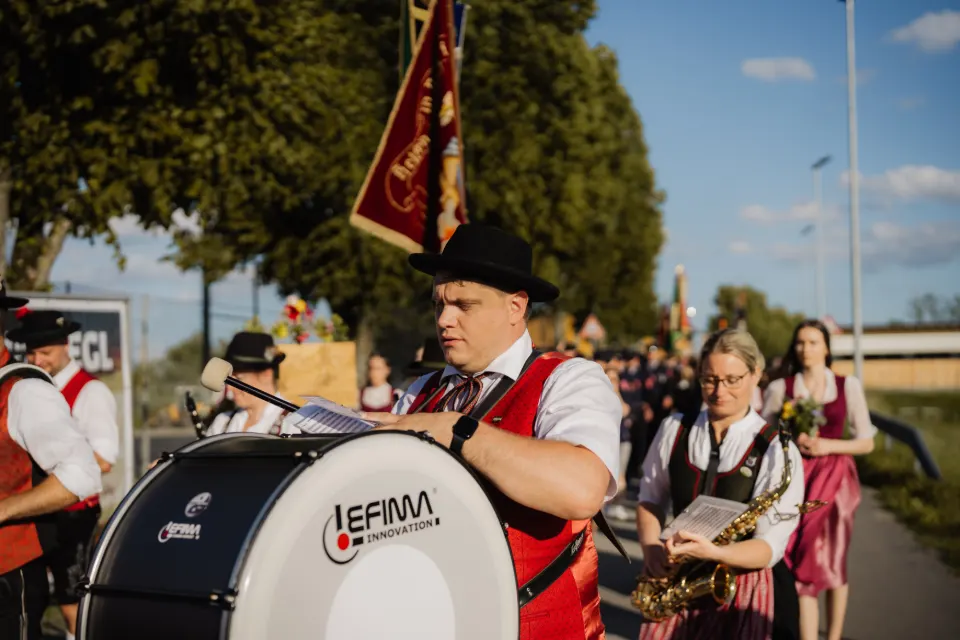 Gründungsfest FF Niederperlesreut - Samstag – Foto 486 von 730