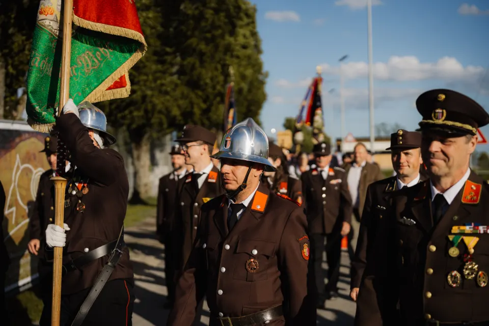 Gründungsfest FF Niederperlesreut - Samstag – Foto 500 von 730