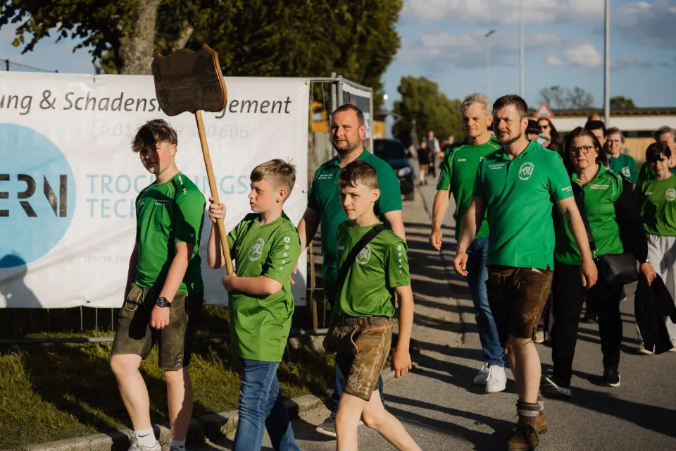 Gründungsfest FF Niederperlesreut - Samstag – Foto 526 von 730