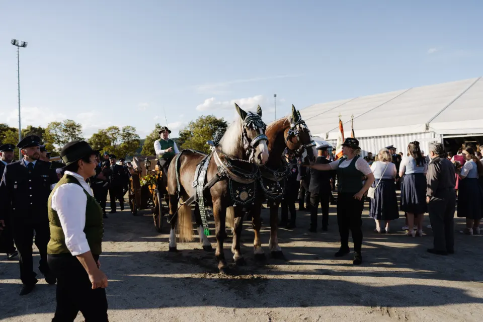 Gründungsfest FF Niederperlesreut - Samstag – Foto 537 von 730