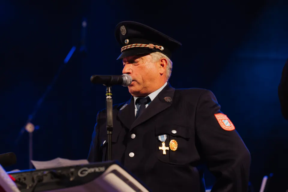 Gründungsfest FF Niederperlesreut - Samstag – Foto 553 von 730