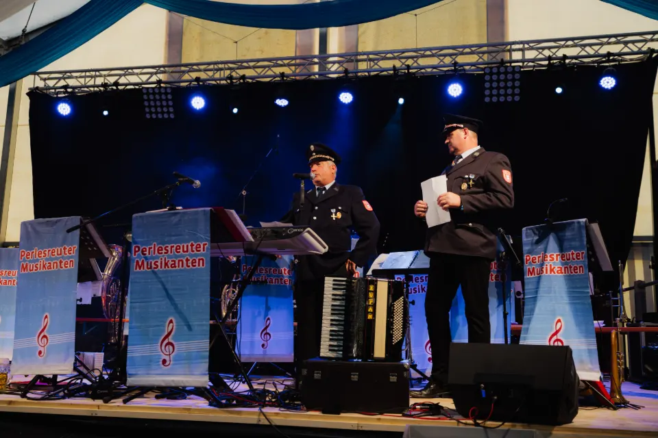 Gründungsfest FF Niederperlesreut - Samstag – Foto 555 von 730