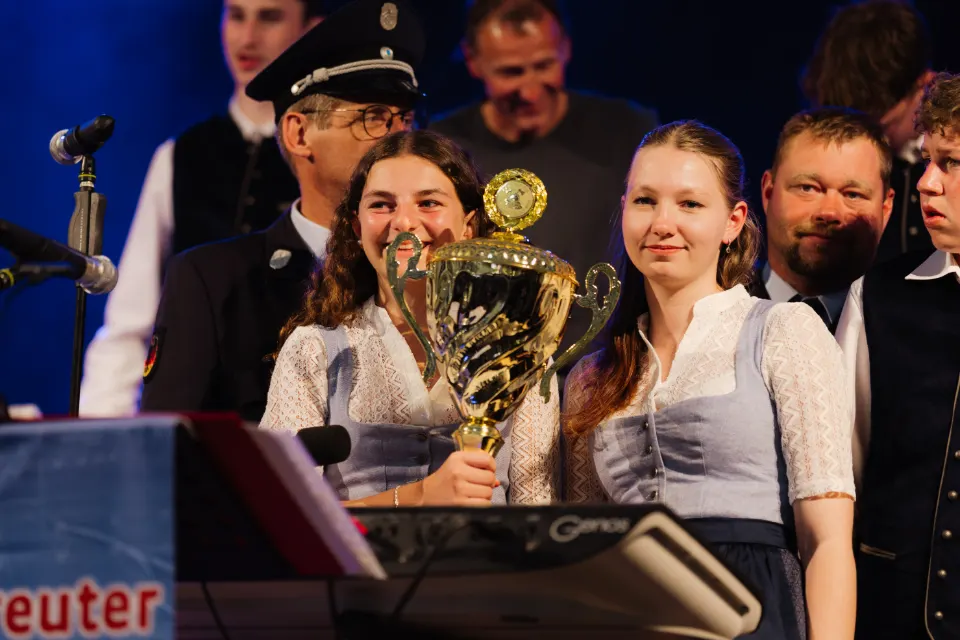 Gründungsfest FF Niederperlesreut - Samstag – Foto 581 von 730