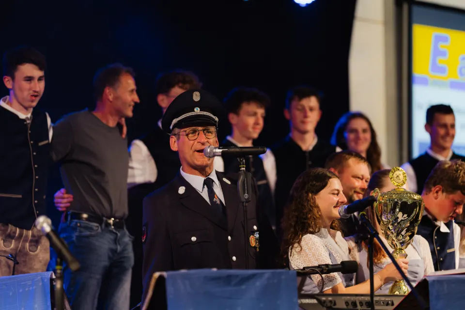 Gründungsfest FF Niederperlesreut - Samstag – Foto 583 von 730