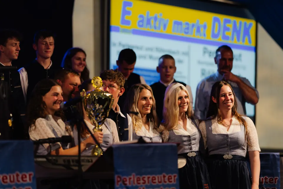 Gründungsfest FF Niederperlesreut - Samstag – Foto 584 von 730