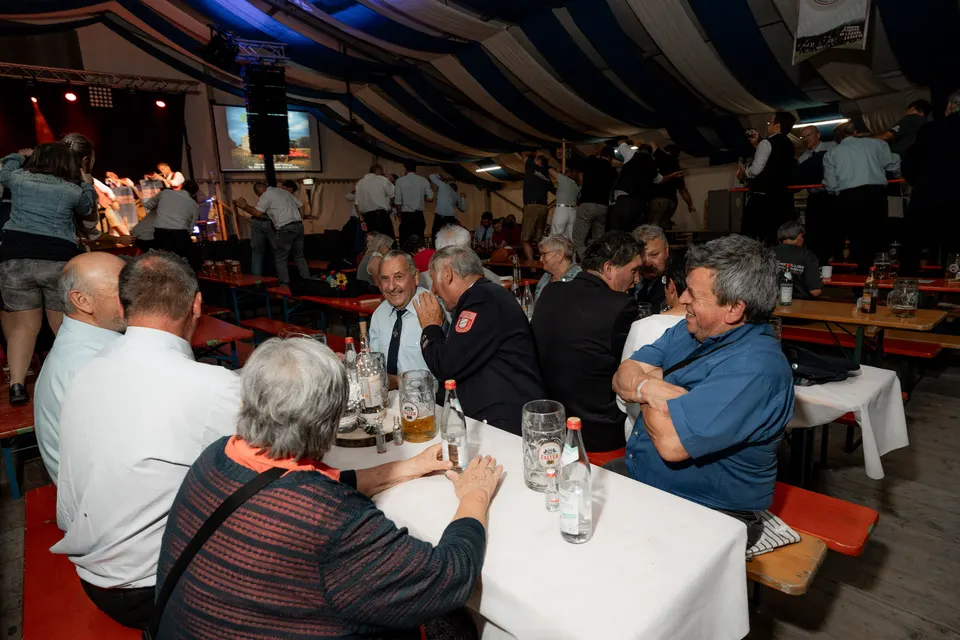 Gründungsfest FF Niederperlesreut - Samstag – Foto 637 von 730