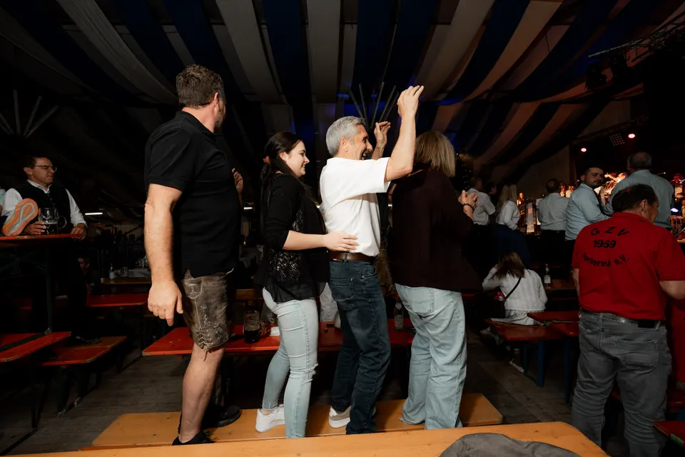 Gründungsfest FF Niederperlesreut - Samstag – Foto 646 von 730