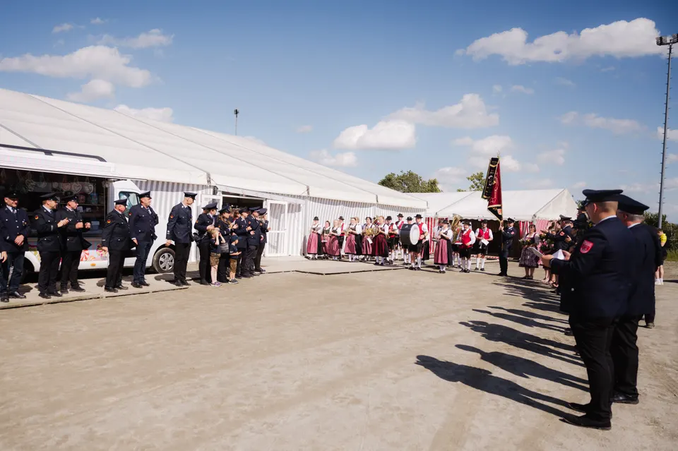 Gründungsfest FF Niederperlesreut - Samstag – Foto 65 von 730