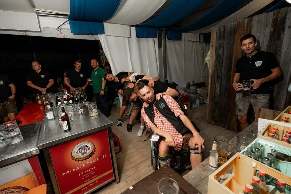 Gründungsfest FF Niederperlesreut - Samstag – Foto 650 von 730